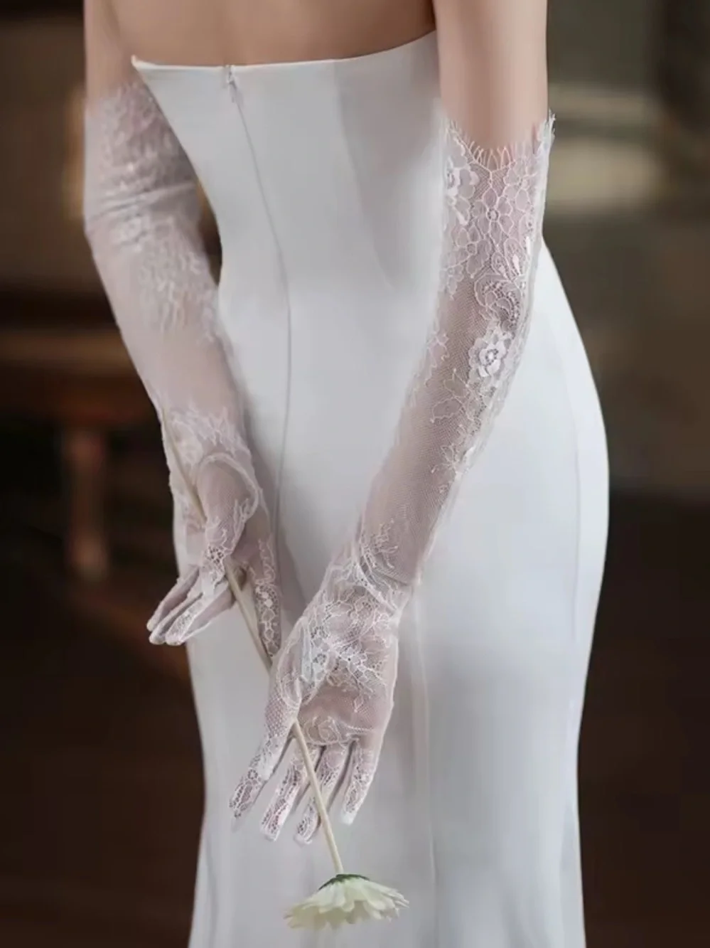 Bridal Lace Wedding Gloves